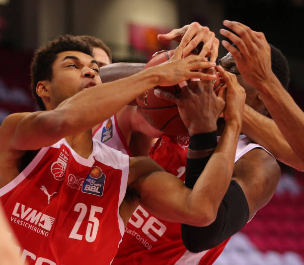 力以及在欧 力以及在欧