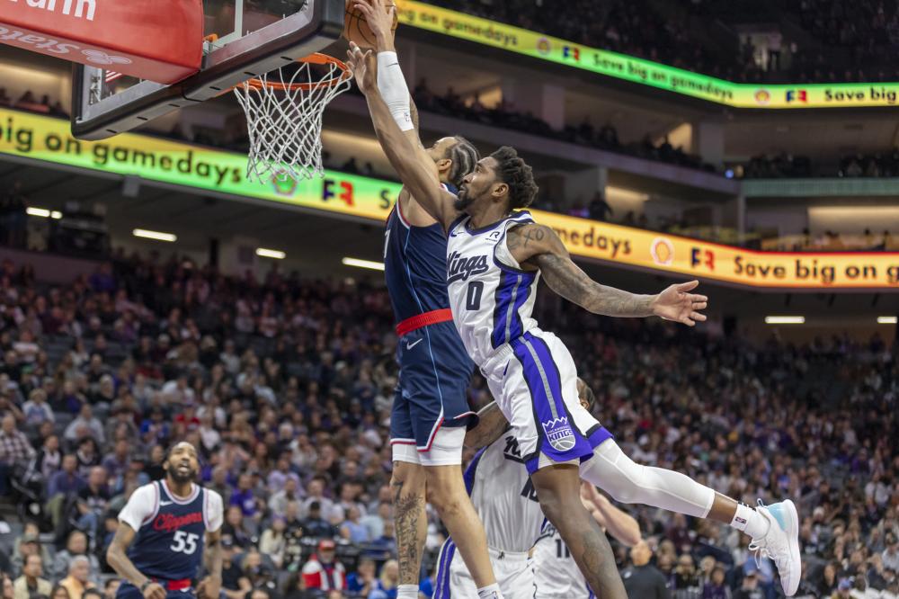 界人士齐聚 界人士齐聚